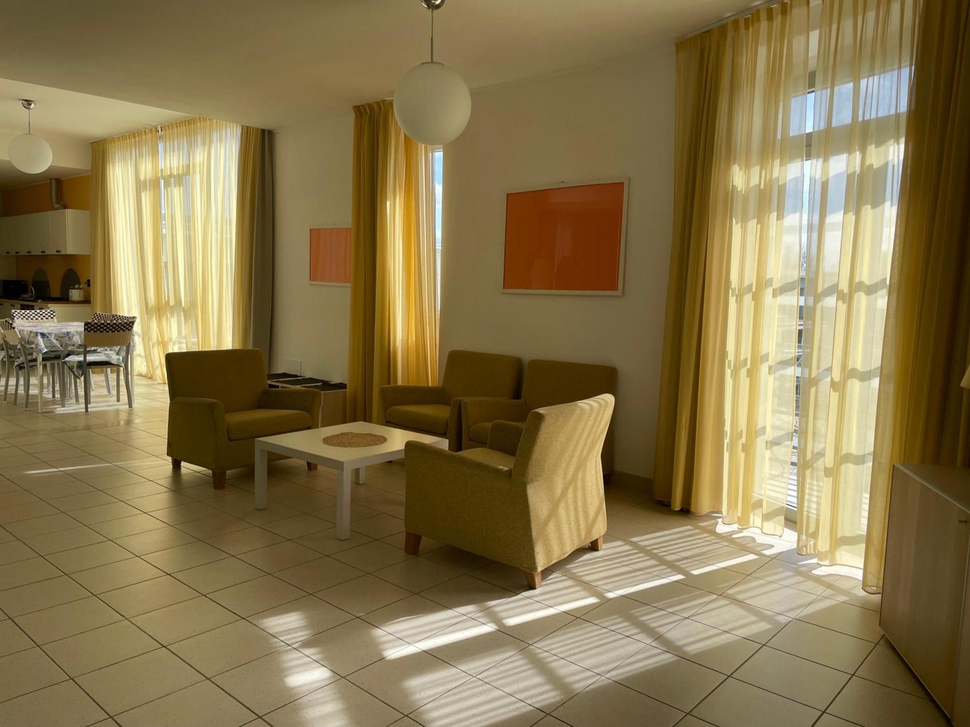Solidago Residence Tirrenia Exteriér fotografie